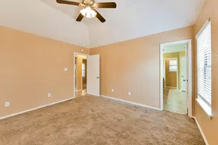 6412 Woodcreek Trail, Fort Worth, TX 76179 - Photo 9