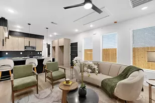 2417 Hooper St, Dallas, TX 75215 - Photo 3