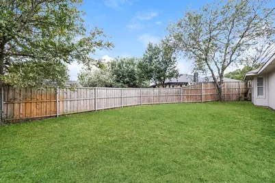 204 Meadowbrooke Drive, Cedar Hill, TX 75104 - Photo 15