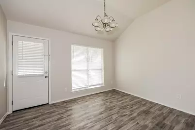 204 Meadowbrooke Drive, Cedar Hill, TX 75104 - Photo 5