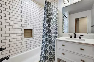 409 W Burton St, Sherman, TX 75092 - Photo 23