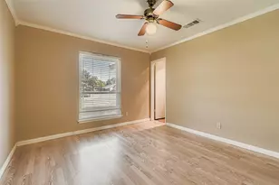 501 Kingston Dr, Grand Prairie, TX 75051 - Photo 15