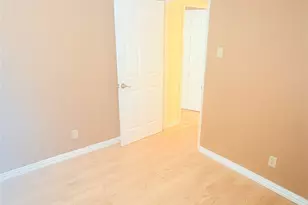 501 Kingston Dr, Grand Prairie, TX 75051 - Photo 17