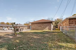 2320 Bernard St, Denton, TX 76205 - Photo 11