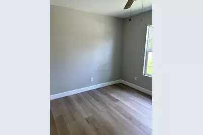 419 Miller Street, Bowie, TX 76230 - Photo 7