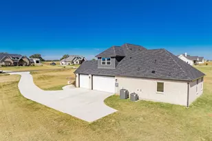 2017 Swallowtail Ct, Poolville, TX 75487 - Photo 3