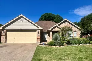6813 Hadley Dr, North Richland Hills, TX 76182 - Photo 1