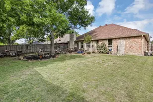 6813 Hadley Dr, North Richland Hills, TX 76182 - Photo 25