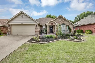 6813 Hadley Drive, North Richland Hills, TX 76182 - Photo 1