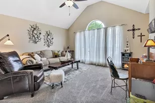 6813 Hadley Dr, North Richland Hills, TX 76182 - Photo 5