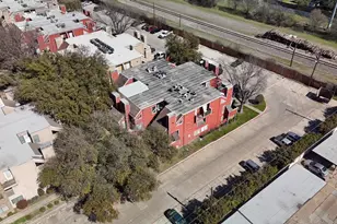 9821 Walnut St, Dallas, TX 75243 - Photo 17