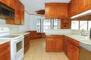 110 Carolyn Ln, Shady Shores, TX 76208 - Photo 11