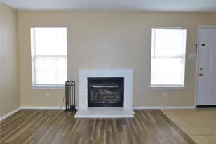 1259 Dallas Dr, Denton, TX 76205 - Photo 3