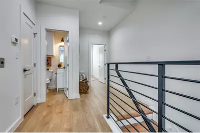 504 S Oconnor Road, Irving, TX 75060 - Photo 11