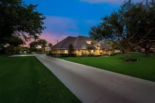 51 Stagecoach Rd, Fort Worth, TX 76244 - Photo 3