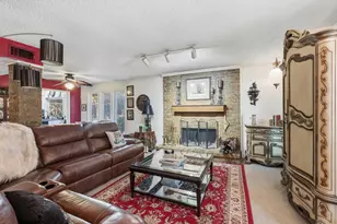 2909 Oakridge Dr, Bedford, TX 76021 - Photo 7