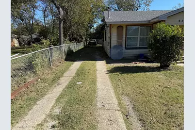 638 Bethpage Avenue, Dallas, TX 75217 - Photo 3