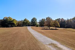 6702 State Hwy 59 N, Bowie, TX 76230 - Photo 37