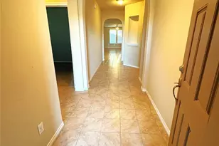 1719 Cross Creek Ln, Cleburne, TX 76033 - Photo 3