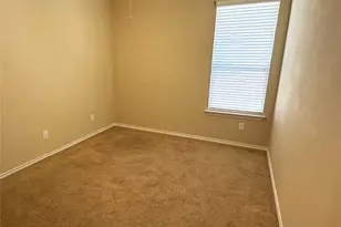 1719 Cross Creek Ln, Cleburne, TX 76033 - Photo 21