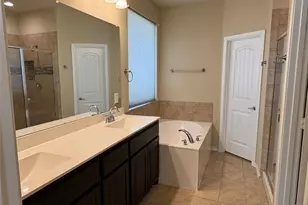 1719 Cross Creek Ln, Cleburne, TX 76033 - Photo 15