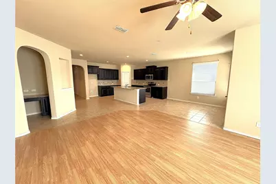 1719 Cross Creek Lane, Cleburne, TX 76033 - Photo 5