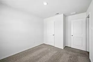 405 Regiment Rd, Sherman, TX 75090 - Photo 15