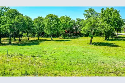 110 Chestnut Court, Stephenville, TX 76401 - Photo 9