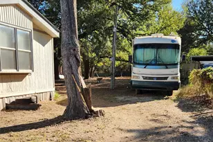 107 Loren Ryan Dr, Aurora, TX 76078 - Photo 17