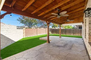 1014 Platinum Dr, Princeton, TX 75407 - Photo 29