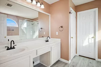 1104 Windhaven Circle, Lewisville, TX 75067 - Photo 15