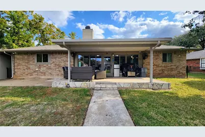 3707 Lake Vista Court, Granbury, TX 76049 - Photo 3