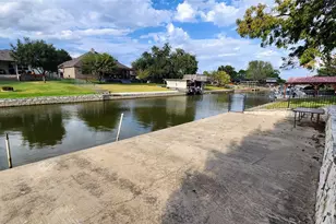 3707 Lake Vista Ct, Granbury, TX 76049 - Photo 5