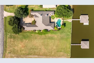 1208 E Baja Court, Granbury, TX 76048 - Photo 3