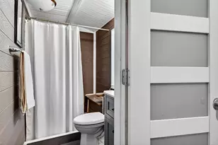 18008 Cindy's Ln, Justin, TX 76247 - Photo 11