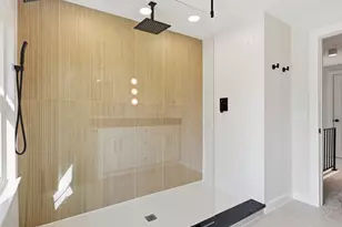 600 S Cottonwood Dr, Richardson, TX 75080 - Photo 19