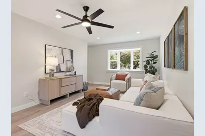 600 S Cottonwood Drive, Richardson, TX 75080 - Photo 5