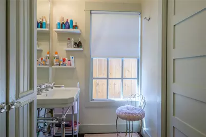 429 Daughtrey Avenue, Waco, TX 76706 - Photo 21