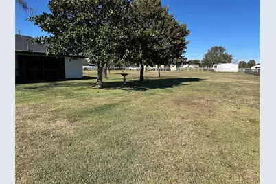 9885 Silver Creek Drive, Scurry, TX 75158 - Photo 13