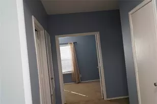 909 Bee Creek Ln, Fort Worth, TX 76120 - Photo 17