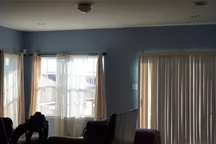 909 Bee Creek Ln, Fort Worth, TX 76120 - Photo 11