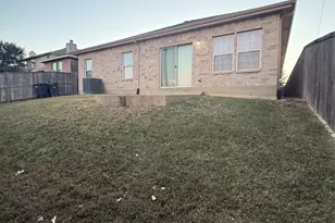 909 Bee Creek Ln, Fort Worth, TX 76120 - Photo 21