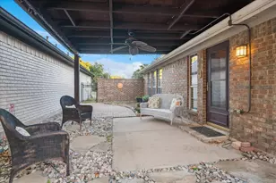 1401 Exeter Dr, Plano, TX 75093 - Photo 15