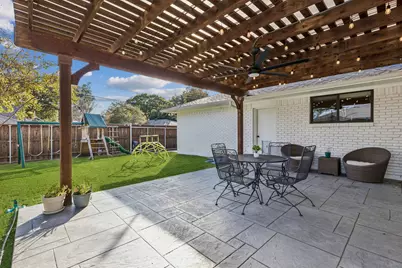 9942 Edgecove Drive, Dallas, TX 75238 - Photo 25