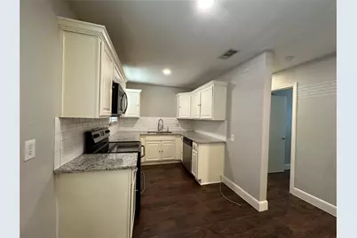 220 S Shore Place, Lewisville, TX 75067 - Photo 13