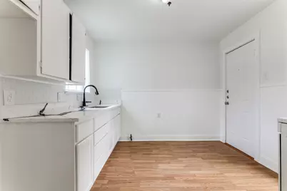 3109 S Wesleyan Drive, Fort Worth, TX 76105 - Photo 7