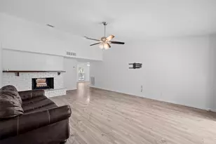 2901 Woodhaven, Carrollton, TX 75007 - Photo 7