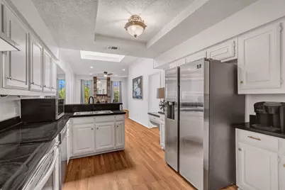 3401 Hilltop Lane, Plano, TX 75023 - Photo 11