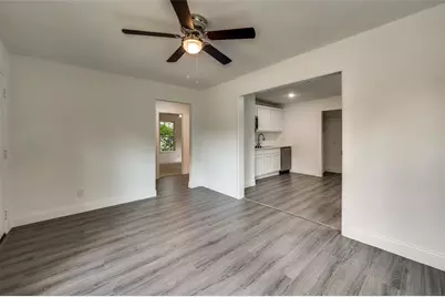 3712 Knox Street, Fort Worth, TX 76119 - Photo 7