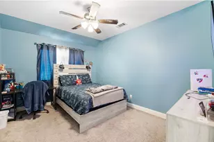 398 N Shore Pl, Lewisville, TX 75067 - Photo 13